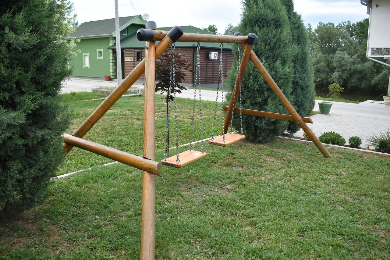 Vila Edu Koncarevo 外观 照片